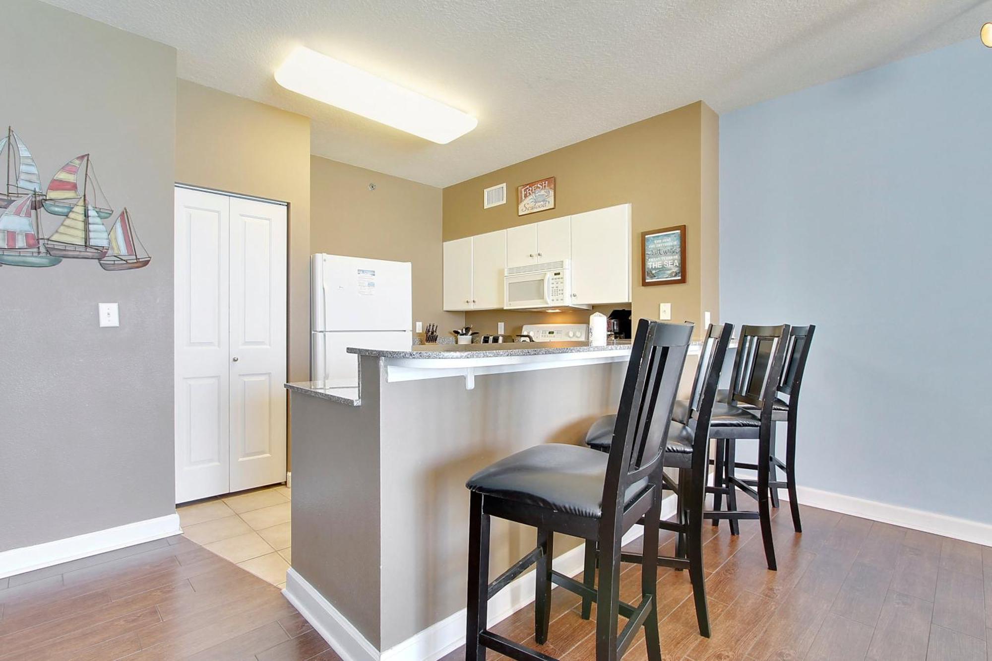 Shores Of Panama #1421 By Book That Condo Panama City Beach Room photo